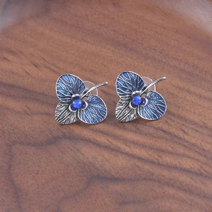 European And American New Design Sense Three-leaf Flower Diamond Stud Earrings