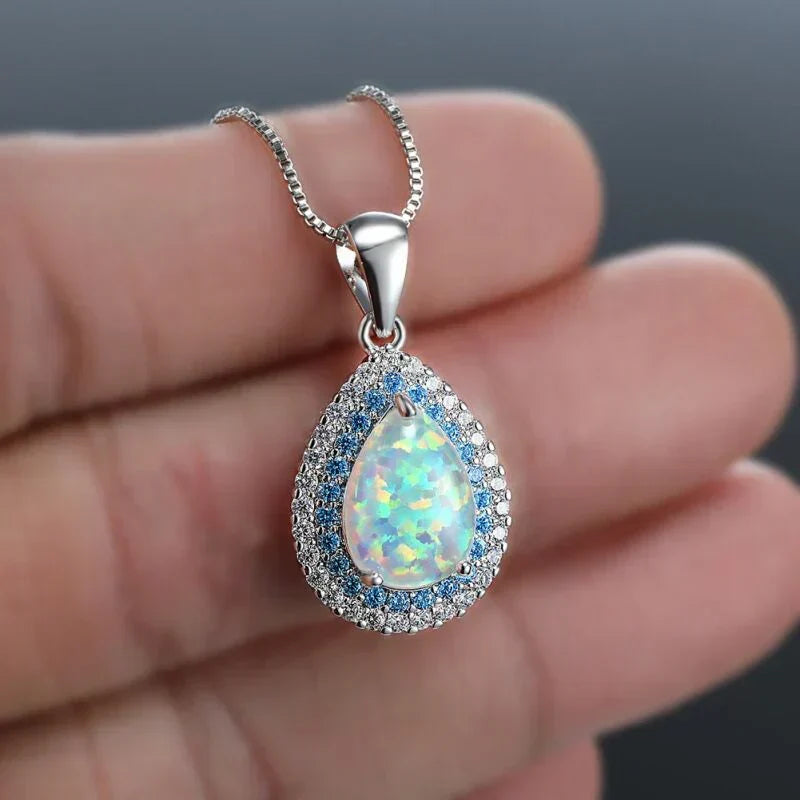 Elegant And Exquisite Drop-shaped Women's Necklace